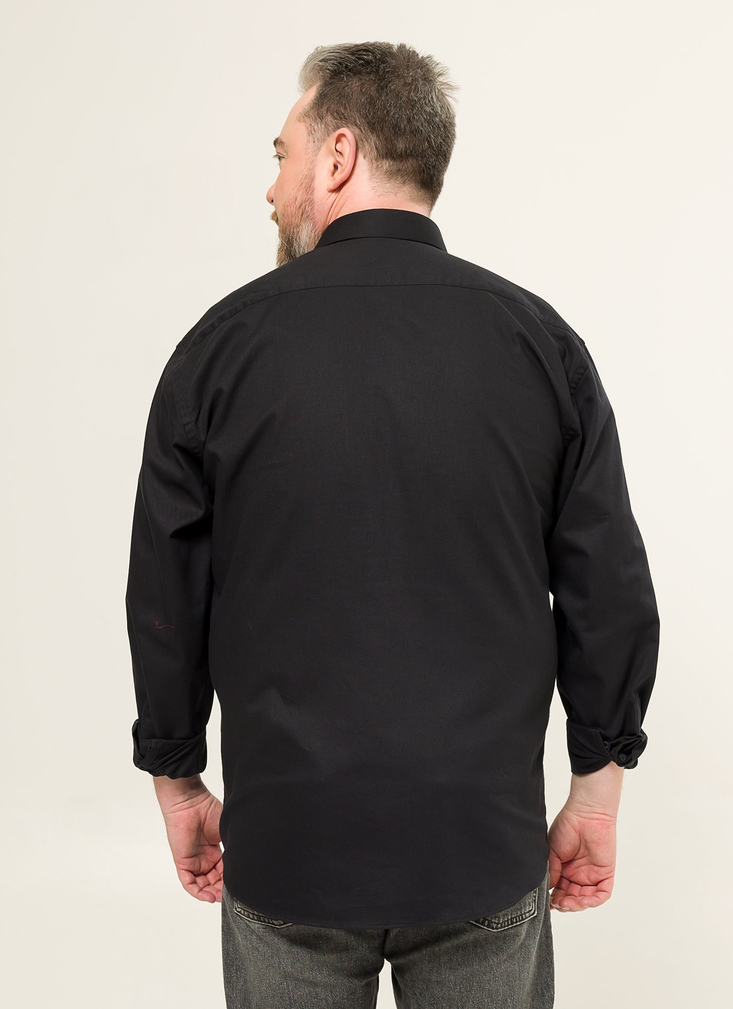 Camisa Manga Longa Plus Size Com Bolso Preta