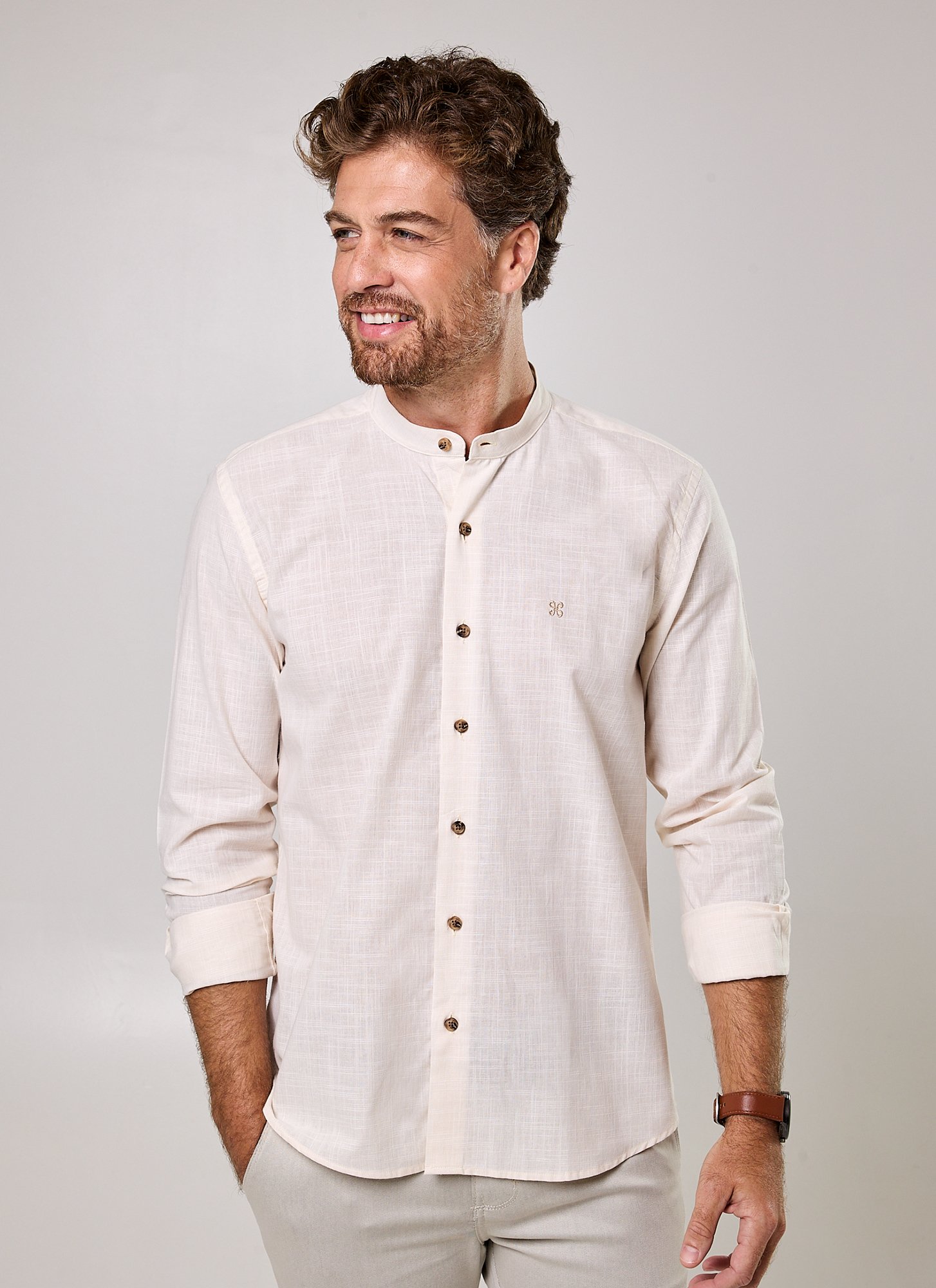 Camisa Manga Longa Masculina Slim Chambrey Gola Padre Bege